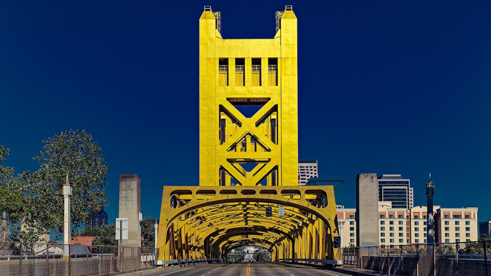 Sacramento, CA - Tower Bridge